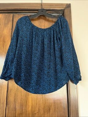 GAP Off Shoulder Blouse with Blue Heart Print